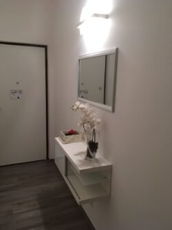 1039871655